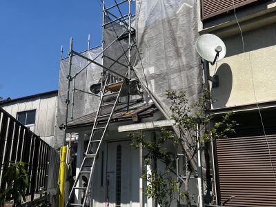 右京区梅津上田町　屋根塗装　着工