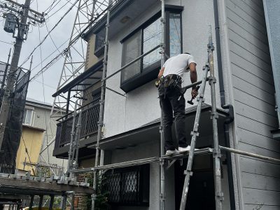 右京区嵯峨野芝野町　外壁塗装　着工