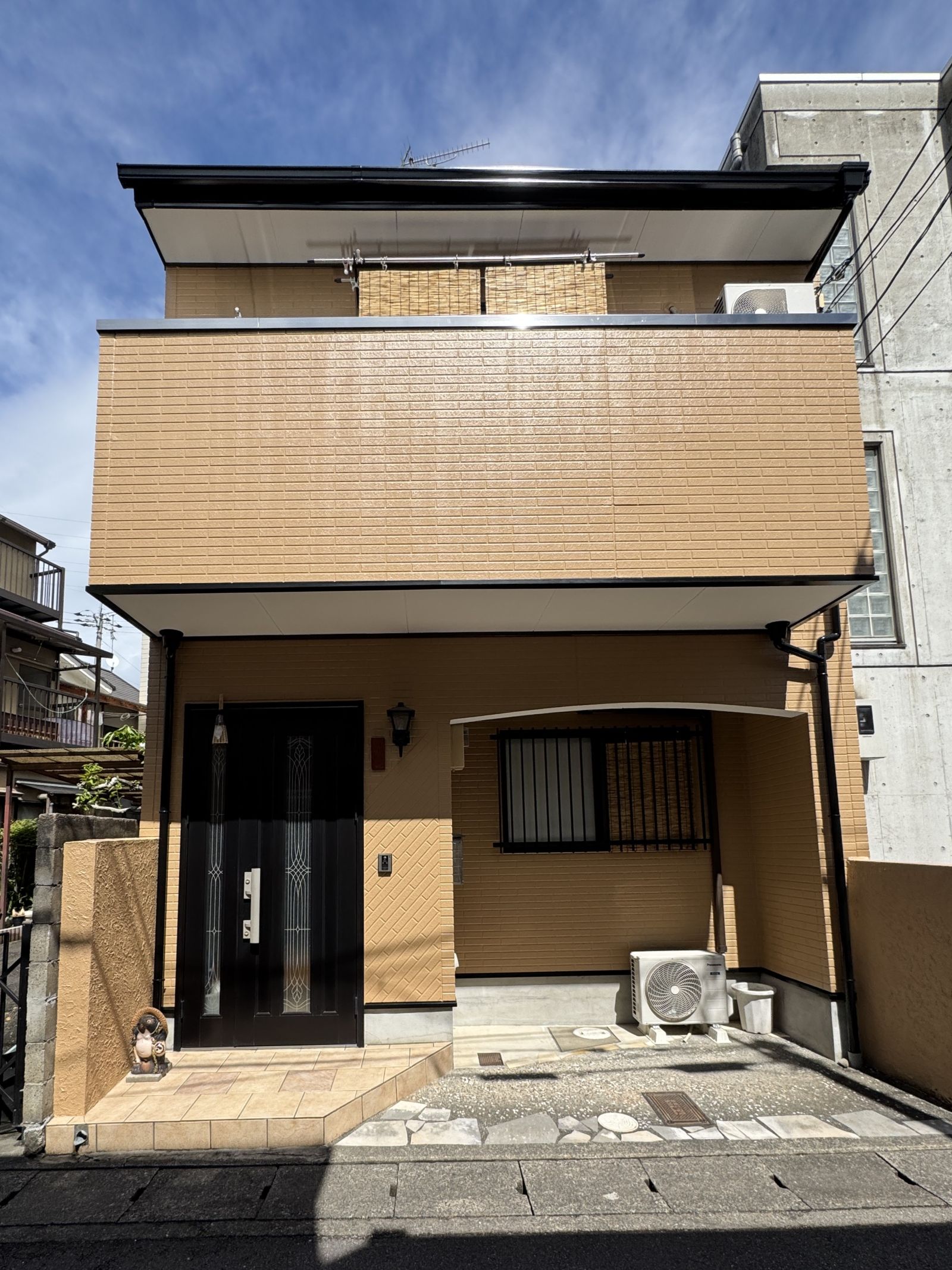 施工事例【屋根修理・外壁塗装】カバー工法